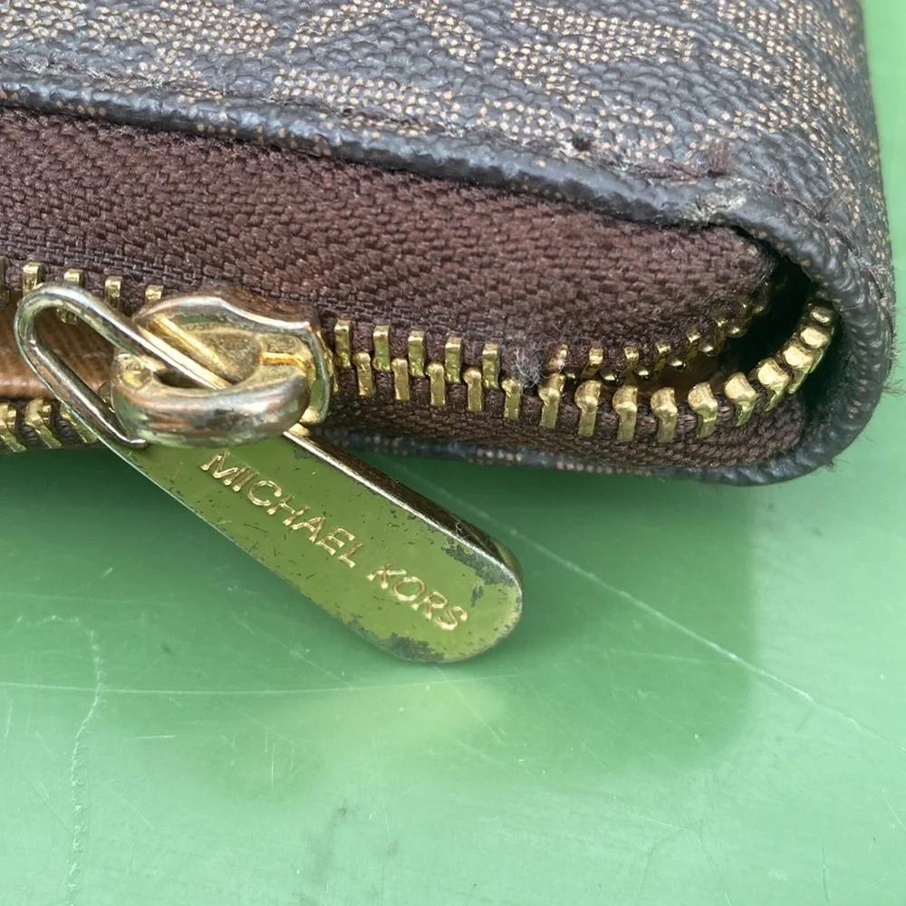Michael Kors Jet Set‎ Travel Zip Around Continental Wallet Brown Logo 35H8GTVT1B